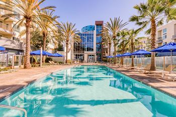 Amenities- amenity space
